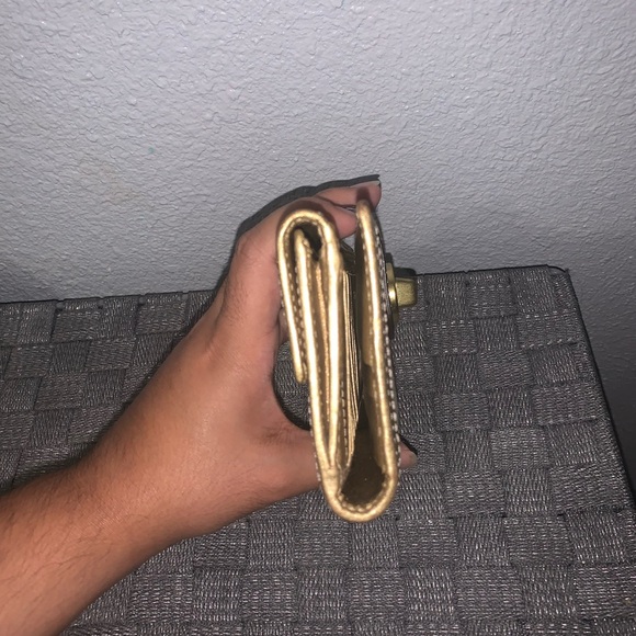 Coach Gold and Tan Signature Wallet - Picture 3 of 12
